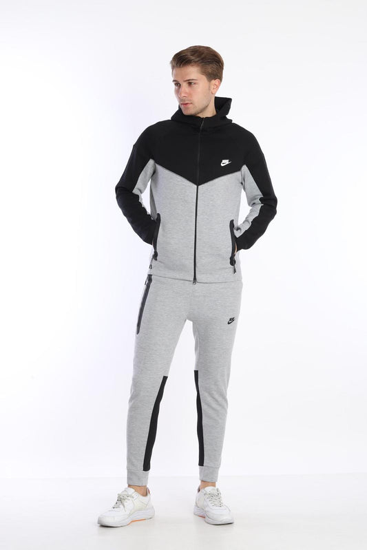 FII LA MODA CU NOUL COMPLEU NIKE - OFERTE DE NEREFUZAT