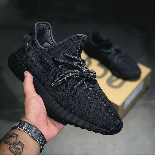 Adidas Yeezy 350 V2 Static Black – O Declarație Îndrăzneață în Lumea Sneakerilor - ShoeResidence