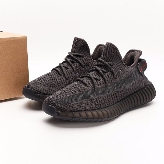 Adidas Yeezy 350 V2 Static Black – Simbolul Streetwear-ului Modern - ShoeResidence