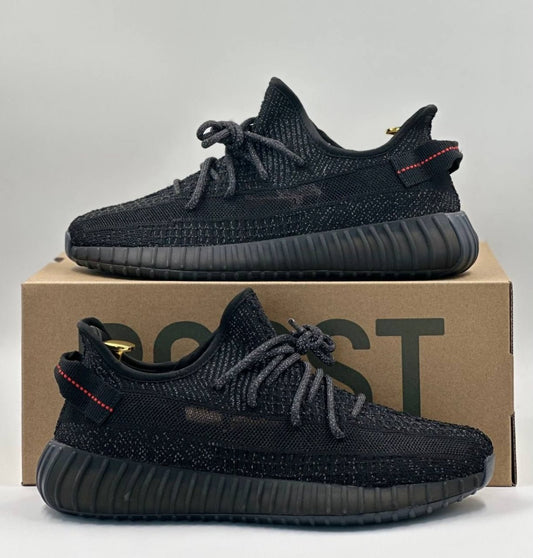 Adidas Yeezy 350 V2 Static Black – Sneaker-ul Care Nu Trebuie Să Lipsească Din Colecția Ta - ShoeResidence