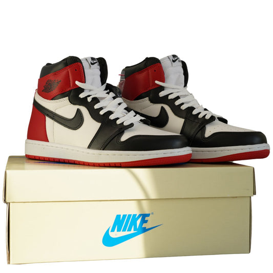 Jordan 1 Black Toe - Un Clasic al Streetwear-ului - ShoeResidence