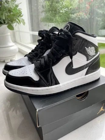 Jordan 1 Panda High: Clasicul Alb-Negru care Domina Lumea Sneakerilor - ShoeResidence