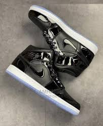 Jordan 1 Space Jam – Un Sneaker Legendă Inspirat de Filme - ShoeResidence