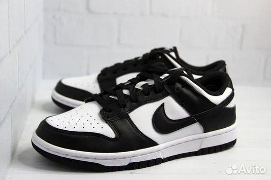 Nike Dunk Panda: Minimalismul Care Face Diferența - ShoeResidence