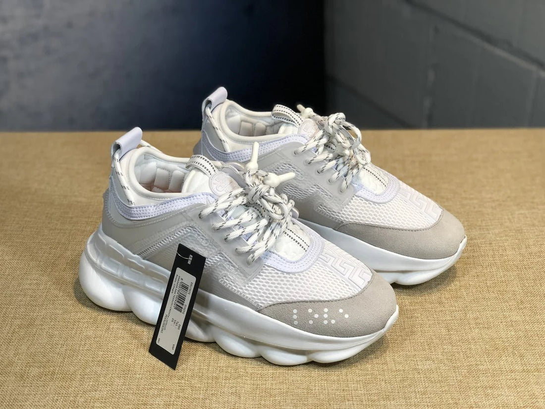 Versace Chain Reaction: Sneakerșii Care Definiesc Luxul Modern - ShoeResidence