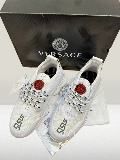 Versace Chain Reaction Alb, Versace Sneakers, Versace Pantof Nou, Versace Adidas, VERSACE Unisex, Adulti, Barbati, Dama, Copii, Versace Fashion, Versace Trend, Versace Design, Versace Casual, Versace Collection, ADIDASI VERSACE, VERSACE ALB, VERSACE CHAIN REACTION ALB, ADIDASI ALBI, VERSACE TURCIA, VERSACE CHAIN REACTION ROMANIA, VERSACE ALB, ADIDASI VERSACE BARBATI, VERSACE DAMA, ADIDASI VERSACE DAMA , ADIDASI VERSACE ALB, ADIDASI VERSACE COPII, VERSACE CHAIN REACTION ALB