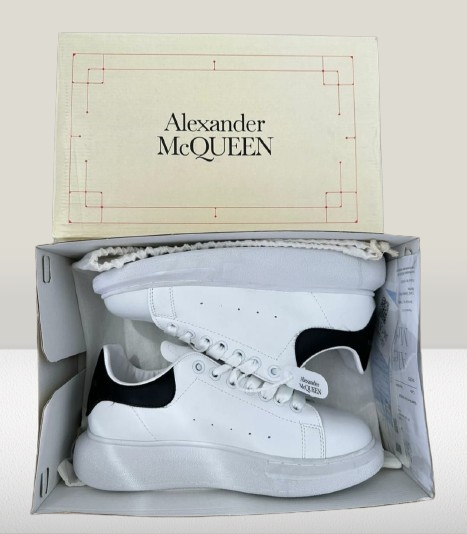 Alexander McQueen, Adidași Alexander McQueen, Pantofi Alexander McQueen, Teniși Alexander McQueen, Sneakers Alexander McQueen, White Alexander McQueen, Alexander McQueen Albi, Alexander McQueen Design, Alexander McQueen Fashion, Alexander McQueen Trendsetter, Alexander McQueen Lux, Alexander McQueen Premium, Alexander McQueen Stil, adidasi mcqueen, mcqueen alb alexannder mcqueen pantofi pantofi sport alexander mcqueen alb