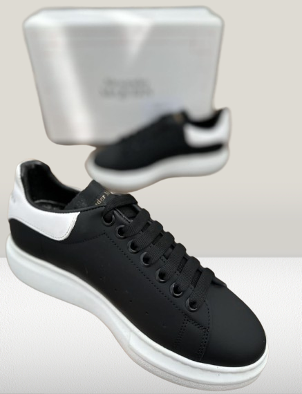 Alexander McQueen, Adidași Alexander McQueen, Pantofi Alexander McQueen, Teniși Alexander McQueen, Sneakers Alexander McQueen, NEGRU BLACK Alexander McQueen, Alexander McQueen nEGRU, Alexander McQueen NEGRI, Alexander McQueen Fashion, Alexander McQueen Trendsetter, Alexander McQueen Lux, Alexander McQueen Premium, Alexander McQueen PIELE, adidasi mcqueen, mcqueen alb alexannder mcqueen pantofi pantofi sport alexander mcqueen alb IMITATIE PIELE MCQUEEN ENGRU PIELE