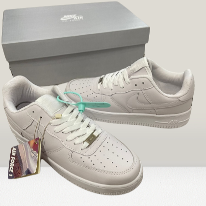 Nike Air Force 1 LoW triple white alb nou romania replica fake ieftin pandabuy shoeresidence de vanzare nou tenesi albi naic turcia import export adidasi albi nike online naic nice ieftini nike fake nike reps nike ADIDASI NIKE BARBATI ADIDASI NIKE AIR FORCE 1 ALB AF1 BARBATI AIR FORCE 1 DAMA AIR FORCE 1 SHOERESIDENCE TENESI ALBI ADIDASI ALBI PANTOFI ALBI SPORT NIKE PANTOFI SPORT BARBATI ALBI PAPUCI NIKE ROMANIA