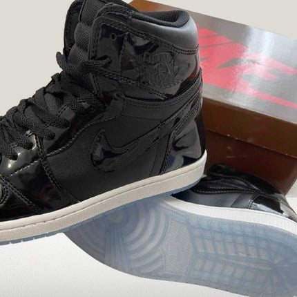 Backside view of  jordan 1 space jam 