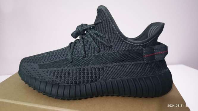 Yeezy Boost 350V2 Static Black [NOU]