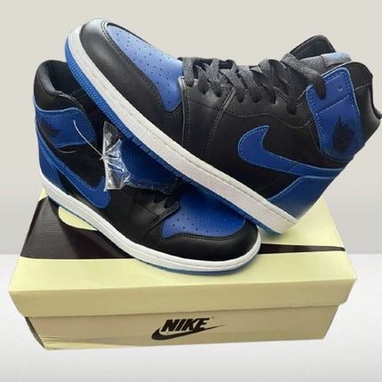 Jordan 1 Royal Blue – black sneaker with contrasting blue details