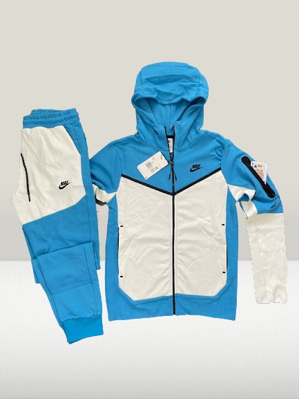 Nike Tech Fleece albastru deschis cu logo Nike