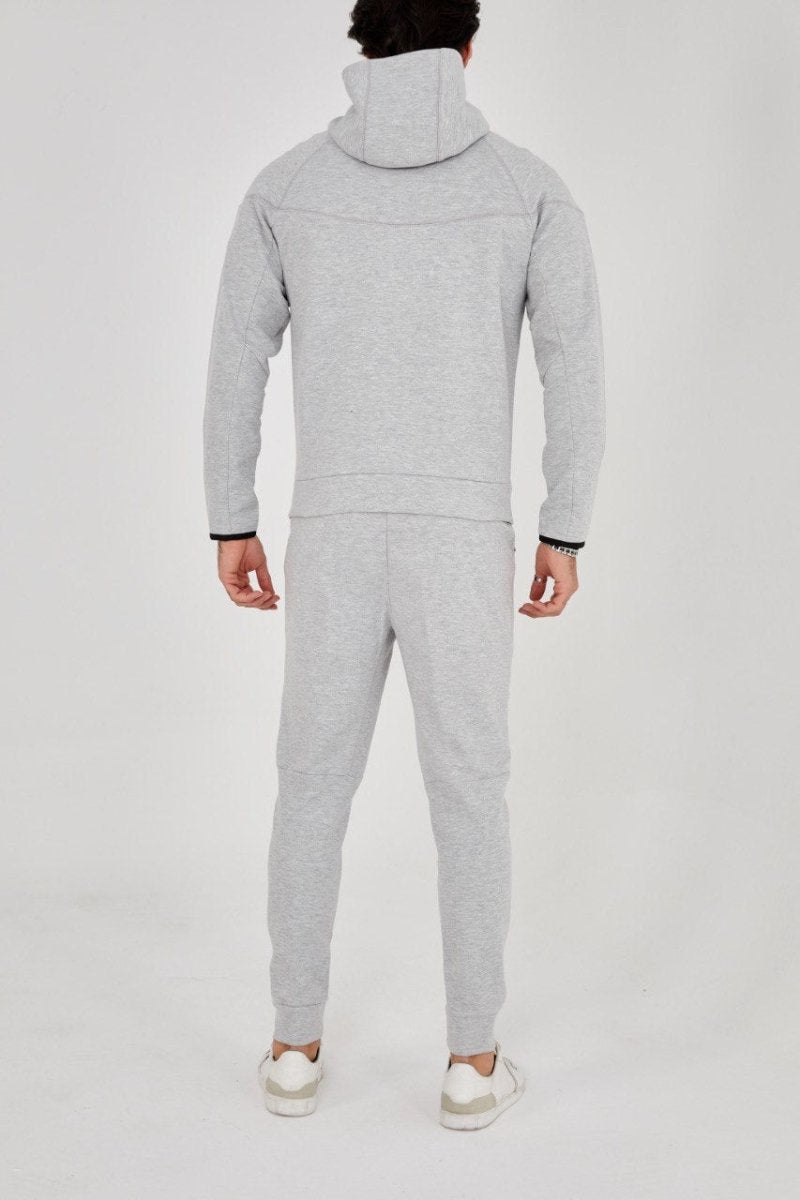 Partea din spate a modelului Tech Fleece gri