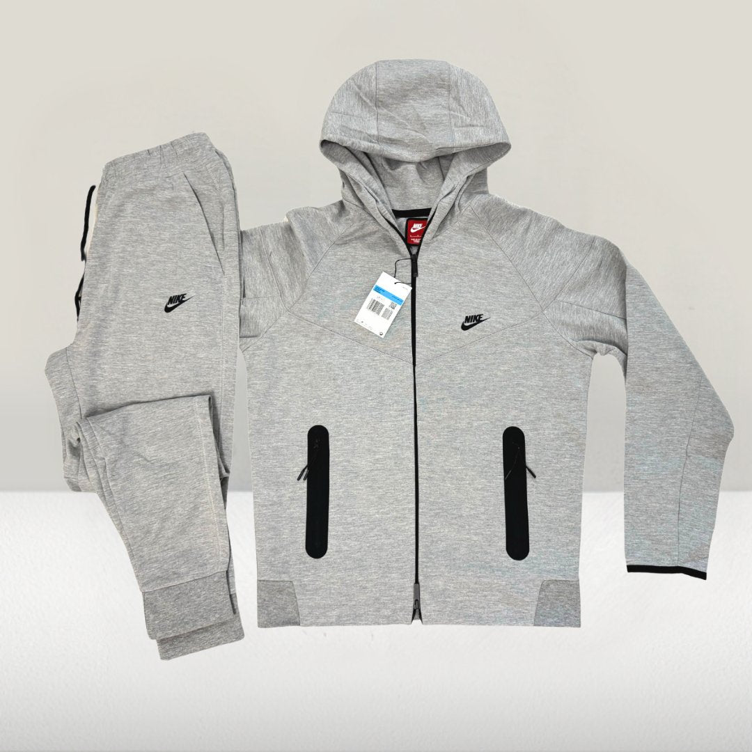 Tech Fleece Gri Model 