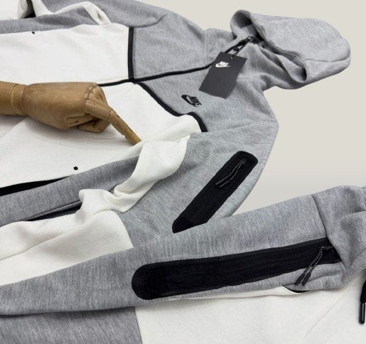Trening Nike Tech Fleece original – design 2025