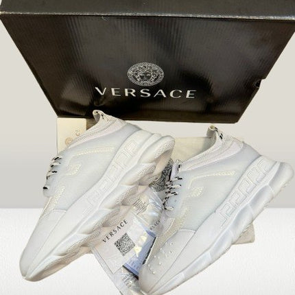 Versace Chain Reaction White unboxing photo

