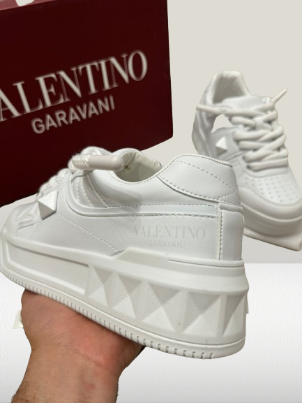 VALENTINO GARAVANNI PANTOF ADIDAS CASUAL ALB NEGRU WHIITE ALB PIELE NOU DE VANZARE REDUCERE OFERTA ROPE LACES SHOES TENES SNEAKER OLX SHOERESIDENCE SHOE RESIDENCE REPLICA VALENTINO GARAVANNI PANTOFALENTINO GARAVANNI PANTOF ADIDAS CASUAL ALB NEGRU WHIITE ALB PIELE NOU DE Valentino Garavani, Pantof, Adidas, Casual, Alb, Negru, Sneakers, Incaltaminte, Sport, Fashion, Streetwear, Moda, Stil Urban, Comod, Original, Autentic, Calitate, Premium, Design Exclusiv, Colectie Noua, Trend, Fashion Trendsetter