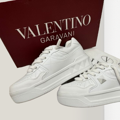 VALENTINO GARAVANNI PANTOF ADIDAS CASUAL ALB NEGRU WHIITE ALB PIELE NOU DE VANZARE REDUCERE OFERTA ROPE LACES SHOES TENES SNEAKER OLX SHOERESIDENCE SHOE RESIDENCE REPLICA VALENTINO GARAVANNI PANTOFALENTINO GARAVANNI PANTOF ADIDAS CASUAL ALB NEGRU WHIITE ALB PIELE NOU DE Valentino Garavani, Pantof, Adidas, Casual, Alb, Negru, Sneakers, Incaltaminte, Sport, Fashion, Streetwear, Moda, Stil Urban, Comod, Original, Autentic, Calitate, Premium, Design Exclusiv, Colectie Noua, Trend, Fashion Trendsetter