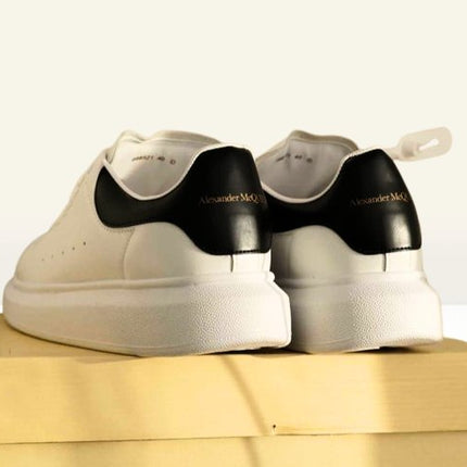 Alexander Mcqueen PIELE Alb & Negru [FULL - BOX] - ShoeResidenceAlexander McQueen, Adidași Alexander McQueen, Pantofi Alexander McQueen, Teniși Alexander McQueen, Sneakers Alexander McQueen, White Alexander McQueen, Alexander McQueen Albi, Alexander McQueen Design, Alexander McQueen Fashion, Alexander McQueen Trendsetter, Alexander McQueen Lux, Alexander McQueen Premium, Alexander McQueen Stil, adidasi mcqueen, mcqueen alb alexannder mcqueen pantofi pantofi sport alexander mcqueen albAlexander M