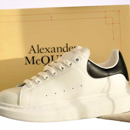 Alexander Mcqueen PIELE Alb & Negru [FULL - BOX] - ShoeResidenceAlexander McQueen, Adidași Alexander McQueen, Pantofi Alexander McQueen, Teniși Alexander McQueen, Sneakers Alexander McQueen, White Alexander McQueen, Alexander McQueen Albi, Alexander McQueen Design, Alexander McQueen Fashion, Alexander McQueen Trendsetter, Alexander McQueen Lux, Alexander McQueen Premium, Alexander McQueen Stil, adidasi mcqueen, mcqueen alb alexannder mcqueen pantofi pantofi sport alexander mcqueen albAlexander M