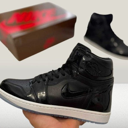 close up look of  New jordan 1 space jam Shoes 