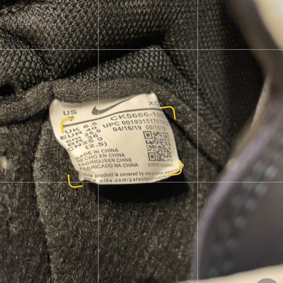 details of Jordan 1 OBSIDIAN  sneakers 