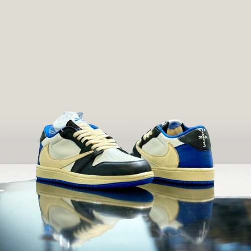 Dunks Travis Low Fragment [NOU] - ShoeResidenceTravis Low Dunks Albastru, Dunks Travis Scott, Adidași Travis Scott, Pantofi sport Travis, Dunks Albastru Travis, Adidași Travis Albastru, Pantofi Travis Low, Travis Scott Dunks Albastru, Dunks ediție limitată, Pantofi Travis Scott Low, Adidași Dunks Albastru, Travis Scott adidași Low, Travis Scott pantofi sport, Dunks Travis Albastru.Jordan 136