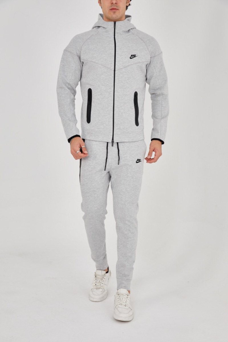 Tech Fleece Gri Model - 2024 [SET COMPLET] - ShoeResidenceTrening Nike Tech Fleece Gri compleu complet set hanorac si pantalon s m l xl xxl nou dama barbati drip unisex copii copiii copi replica nou olc grey reps romania bumbac 2024 de vanzare haine nike vara iarna tomna primavara trening barbati gri nike tech trening trening gri trening nike tech gri hanorac nike tech gri pantalon gri nike pantaloni nike tech gri grey trening barbati trening sport nike gri trening fleece fleece gri compleu gri 