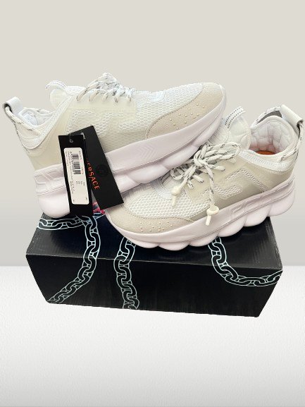 Versace Chain - Reaction Alb PIELE NATURALĂ [FULL - BOX + ACCESORII] - ShoeResidenceVersace Chain Reaction alb, adidași Versace Chain Reaction albi, Versace Chain Reaction de vânzare, Versace Chain Reaction originali, Versace Chain Reaction online, cumpără Versace Chain Reaction alb, pantofi sport Versace Chain Reaction alb, VeVersace36