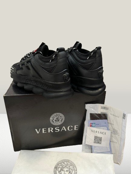 Versace Chain Reaction NEGRU [FULL - BOX] - ShoeResidenceVersace Chain Reaction NEGRU, Versace ADIDASI, Versace Pantof, Versace PANTOFI, Unisex, Adulti, Barbati, Dama, Copii, adidasi versace, adidasi versace chain reacton negru, adidasi versace barbati, versace romania, PANTOF VERSACE, PANTOFI VERSACE, PANTOFI VERSACE NEGRU, SNEAKER VERSACE, VERSACE CHAIN REACTION BLACK, VERSACE CHAIN REACTION PANTOF, VERSACE NEGRU, ADIDASI VERSACE NEGRU, ADIDASI VERSACE IEFTINIVersace36